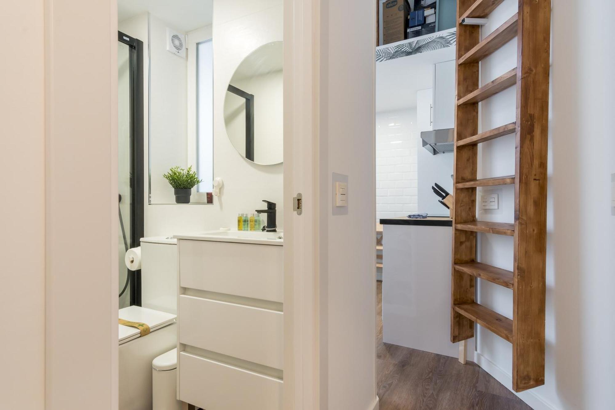 Modern And Cozy- 1 Bedroom 1 Bathroom -Lavapies 마드리드 외부 사진